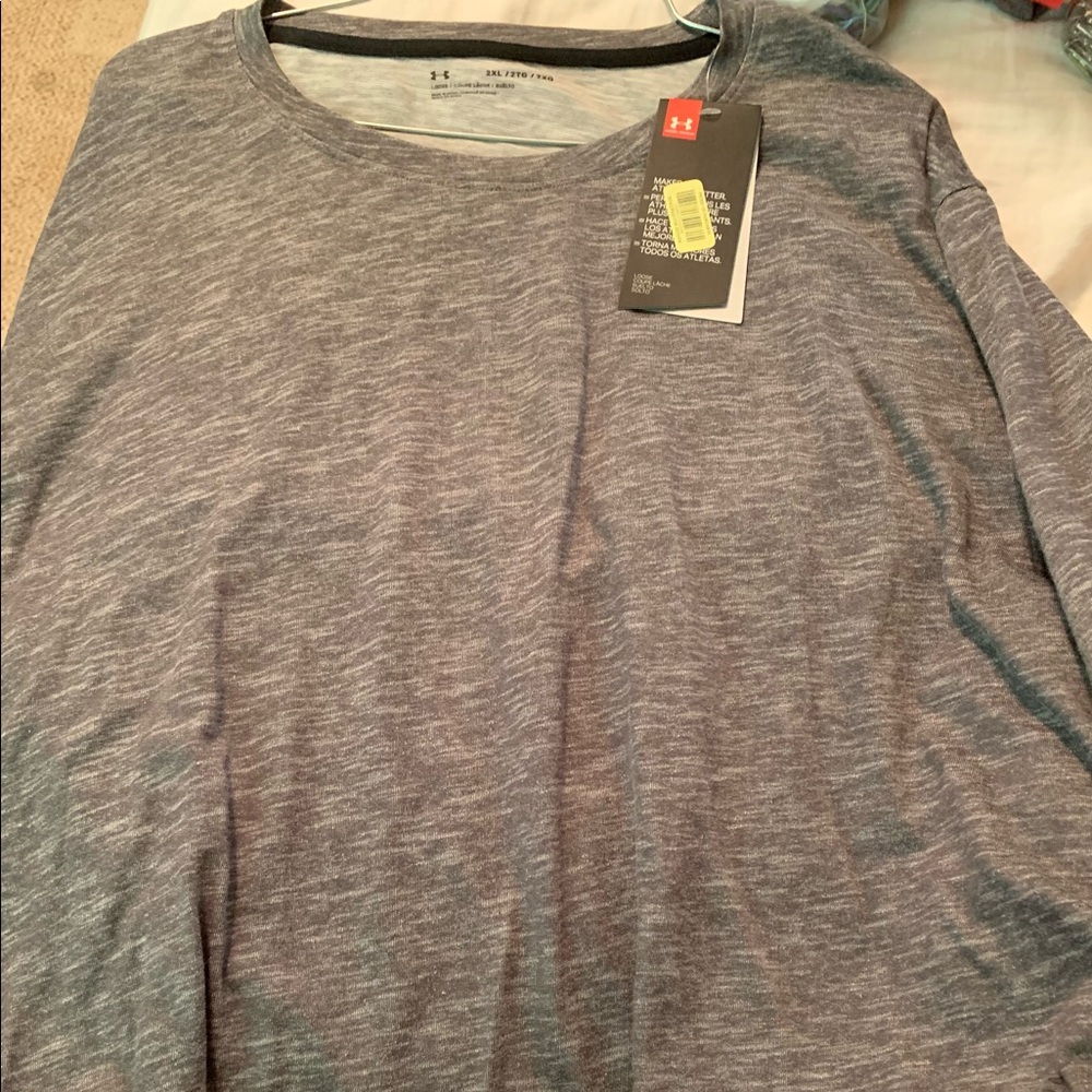 Mens NWT Long sleeve Under Armour shirt